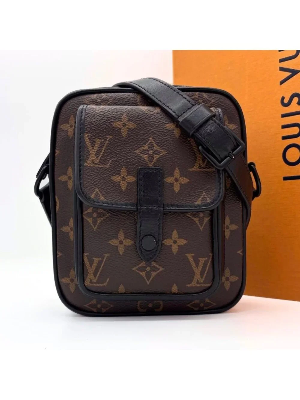 Louis Vuitton Monogram Macassar Christopher Wearable